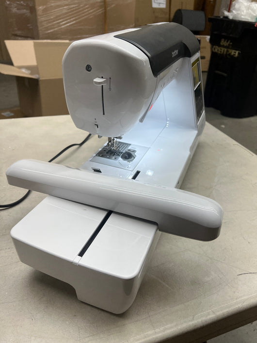 Brother Computerized Sewing and Embroidery Machine, Wireless LAN Connected, 193 Built-in Embroidery Designs, 241 Built-in Stitches, 3.7" LCD Touchscreen Display!! LIGHTLY USED(SOME MINOR ACCESSORIES ARE MISSING BUT MAJOR PARTS ARE ALL THERE)!!