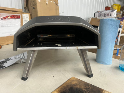 Ooni Koda Gas, Powered Outdoor Pizza Oven!! USED, PIZZA STONE IS DIRTY!!