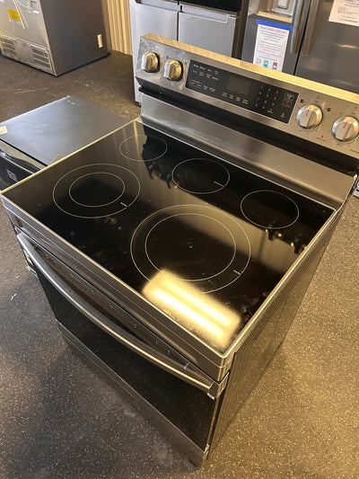 Samsung 30-in Smooth Surface 5 Elements 6.3-cu ft Self-Cleaning Air Fry Convection Oven Freestanding Electric Range (Fingerprint Resistant Stainless Steel)!  -Brand new out of the box (Power cord is not included)