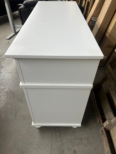 Caramia Kids Carlie 3-piece Nursery Furniture Set, White!! BRAND NEW, DRESSER IS FULLY ASSEMBLED NOT IN A BOX HAS VERY MINOR SCUFFS ON TOP FROM SHIPPING, CRIB IS NEW IN THE BOX!!