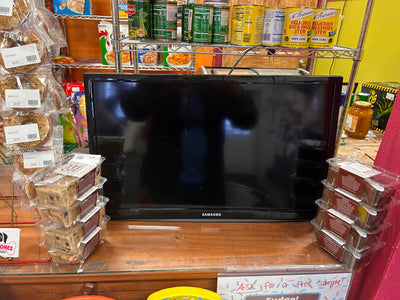 Samsung 24” Tv - Wall Mount Only - No Feet!