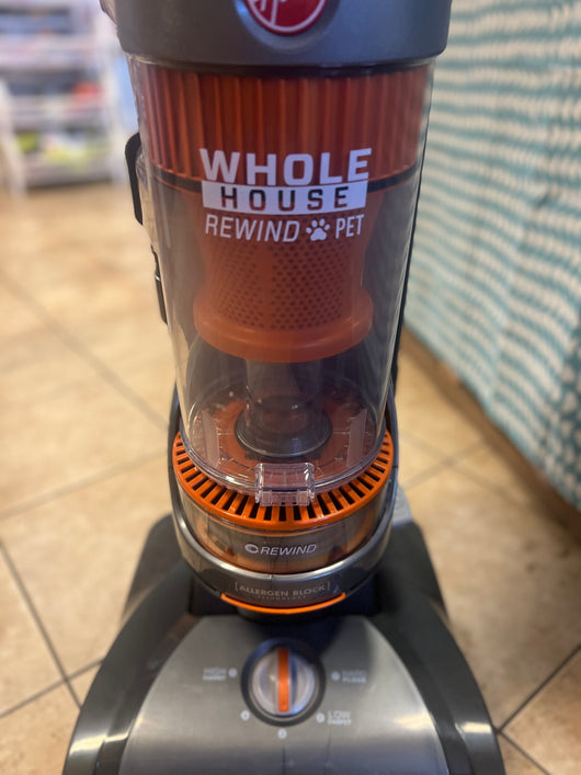 Hoover WindTunnel 2 Whole House Cord Rewind Bagless Pet Upright Vacuum Cleaner Machine with HEPA Media Filtration- Used but Very Clean and Works Great!!!!!