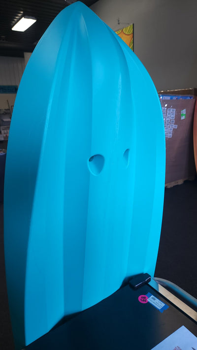 Lifetime 6’ Wave Kayak, Blue!! BRAND NEW WITH MINOR SCRATCH, MISSING PADDLE!!