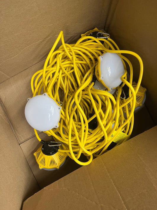 !!REDUCED!! Aluminum Housing Summstar LED Construction String Lights, 100ft 200W 20000lm String Work Light, Temporary Lights 3-Prong!! LIGHTLY USED, WORKS GREAT!!