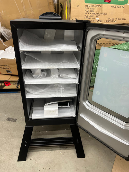 Masterbuilt MB20070421 30-inch Digital Electric Smoker, Black- NEW AND ASSEMBLED!!!! (Minor dent from shipping)