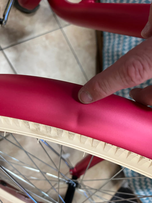 Kent Bicycles 26 In. Innsbruck Women's Cruiser Bike, Watermelon- NEW AND ASSEMBLED!!! (Rear wheel needs a spoke adjustment but doesn’t affect the ride ability of the bike)