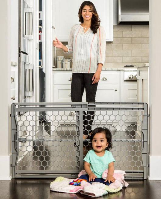 Regalo Easy Fit Plastic Adjustable Extra Wide Baby Safety Gate, Gray- NEW IN BOX!!!