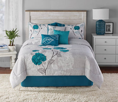 Mainstays 7-Piece Teal Roses Comforter Set, King, With Embroidered Applique Detail- NEW IN BAG!!!