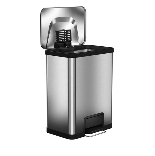 halo AirStep 13 Gallon Trash Can (new out of the box)