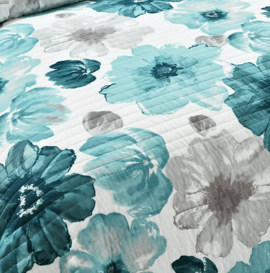 Lush Decor Leah Floral Print Soft Microfiber Reversible Quilt, Full/Queen, Blue, 2-3 Piece Set- NEW IN BAG!!!
