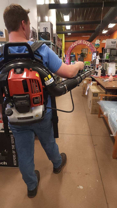 52CC 2-Cycle Gas Backpack Leaf Blower with Extention Tube! (USED ONCE)