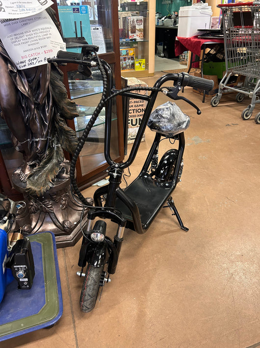 SKRT Electric Scooter 350W 48V 18.6 Miles Long-range Battery Foldable Easy Carry Portable Design, Adult Electric Scooter Up to 18 MPH Commuter Scooter Black!  -Brand new & Assembled (Light Switch button is cracked but does still work, photos shown)