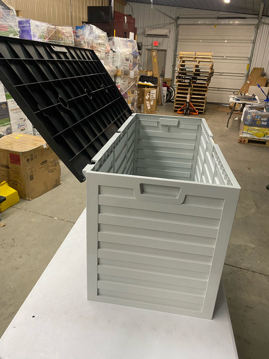 Stout Stuff 70 Gallon Outdoor Storage Box with Wheels- NEW AND ASSEMBLED (minor crack on lid, still functional!)