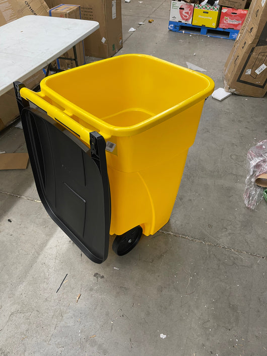 Rubbermaid Commercial Brute HDPE 50-Gallon Rollout Trash Can with Lid, Rectangular, 23.38-Inch Width x 28.5-Inch Depth x 36.5-Inch Height, Yellow (FG9W2700YEL)- BRAND NEW