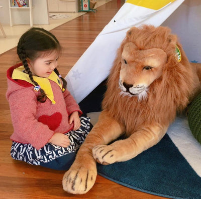 Melissa & Doug Giant Lion - Lifelike Stuffed Animal (over 6 feet long)- NEW IN PLASTIC!!!!