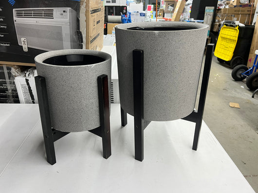 Vita Växa Planters, 2-pack (new out of the box, shipping damage- see pictures)