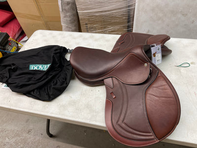 Circuit Premier CL Saddle brand new with cover