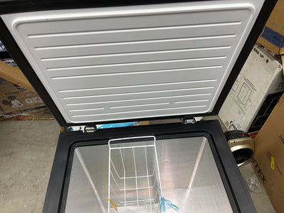 Elephant sat on the freezer - Arctic King 5 Cu ft Chest Freezer, Black! (NEW - SCRATCH/DENT)TESTED WORKS GREAT!!
