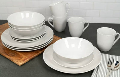 Ten Strawberry Street Simply White Coupe 16-Piece Ceramic Dinnerware Set- NEW IN BOX!!!!