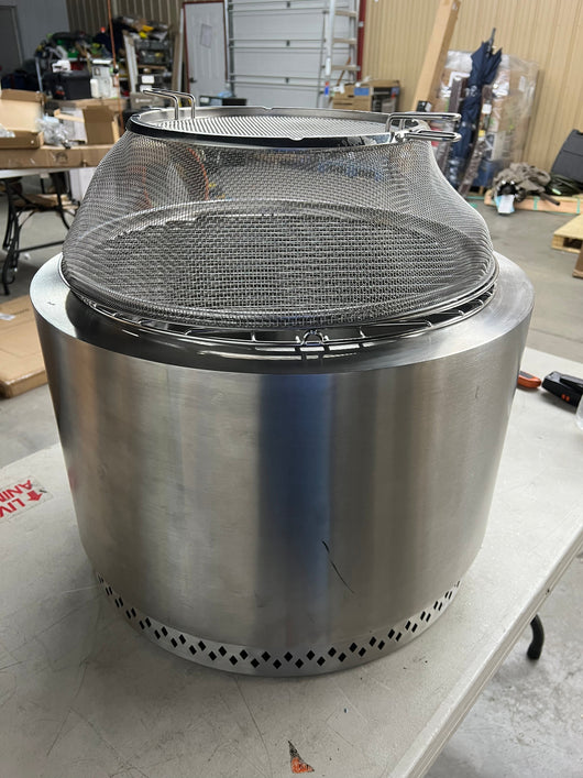 HotShot™ Wood Burning Fire Pit- smoke-free technology!! NEW OUT OF BOX, MINOR DENT ON FIRESCREEN, MISSING COVER!!