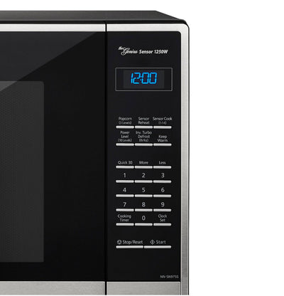 !!!REDUCED!!! Panasonic Family Size 2.2CuFt Countertop Microwave Oven with Cyclonic Inverter Technology- NEW IN BOX!!!
