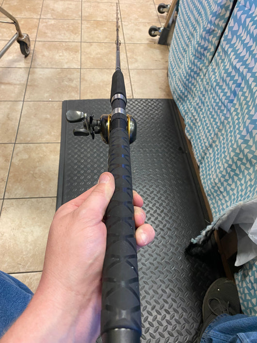 Okuma Classic Pro GLT 8’6” Trolling Rod with Spider Tarantula ST400 Bait Caster Reel!! Trolling Rod is Brand New but Bait-caster Reel is used but works great!!