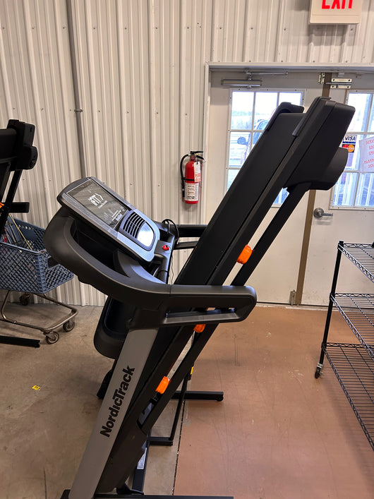 NordicTrack T Series -T 9.5 S!    -Brand new and assembled (Accessory tray is cracked, photos shown)