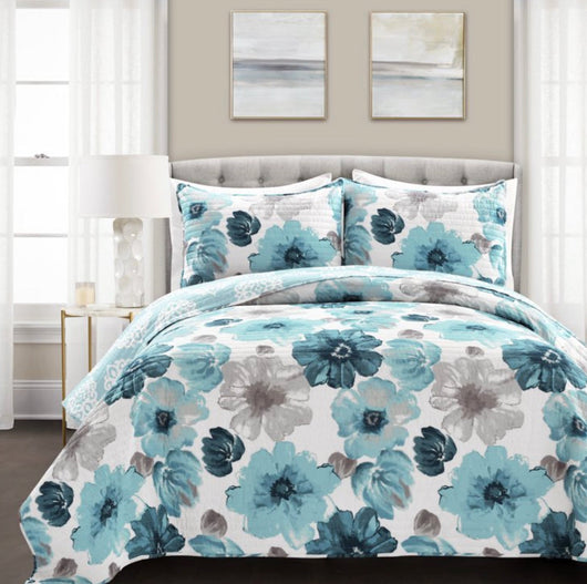 Lush Decor Leah Floral Print Soft Microfiber Reversible Quilt, Full/Queen, Blue, 2-3 Piece Set- NEW IN BAG!!!