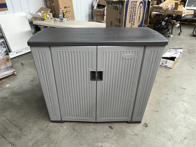 Suncast Oasis 130 Gallon Lockable Cabinet!! NEW AND ASSEMBLED!!