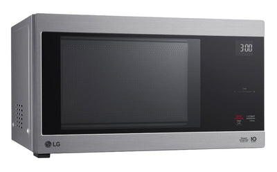 LG 1.5 cu. ft. Neo Chef Countertop Microwave with Smart Inverter, Stainless Steel!! NEW IN BOX!!