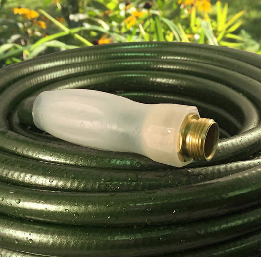 Flexon 5/8 in. x 100 ft. Contractor Grade Hose with Guard & Grip- NEW!!!