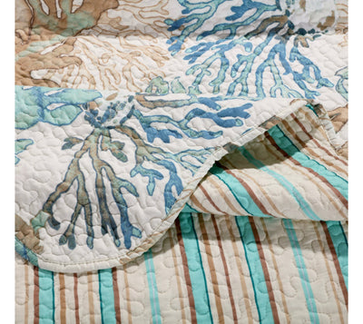 Barefoot Bungalow Quilt Set full/queen ( new)