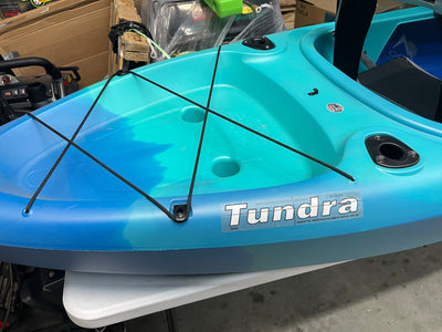 Lifetime 10 Ft. Tundra Sit-Inside Kayak- brand new   - was missing seat so we are including a brand new similar seat