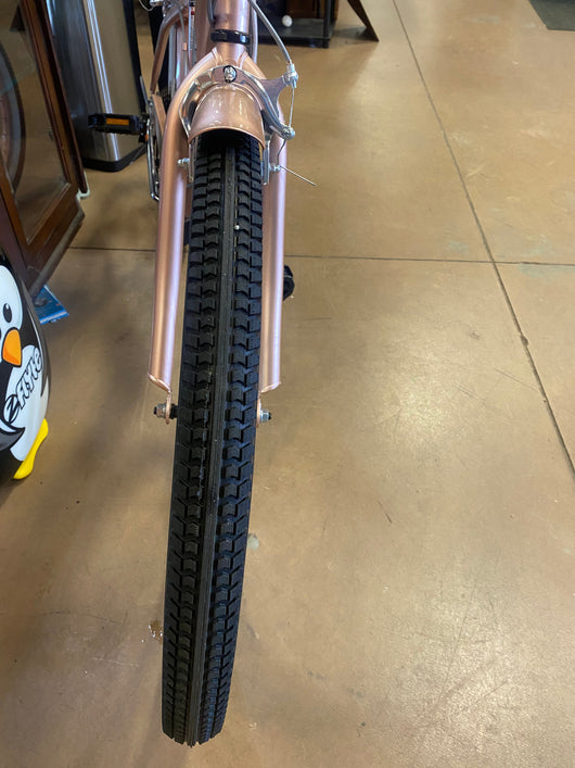 Kent 26 In. Bayside Women's Cruiser Bike, Rose Gold- NEW AND ASSEMBLED!!! (some spokes on both rims are out of adjustment but bike still rides fine!!)