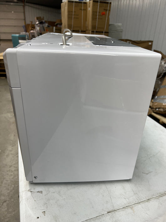 1.6 cu. ft. Over the Range Microwave in White!! NEW OUT OF BOX, DENT ON FRONT LEFT CORNER, FROM SHIPPING(TESTED WORKS GREAT)!!