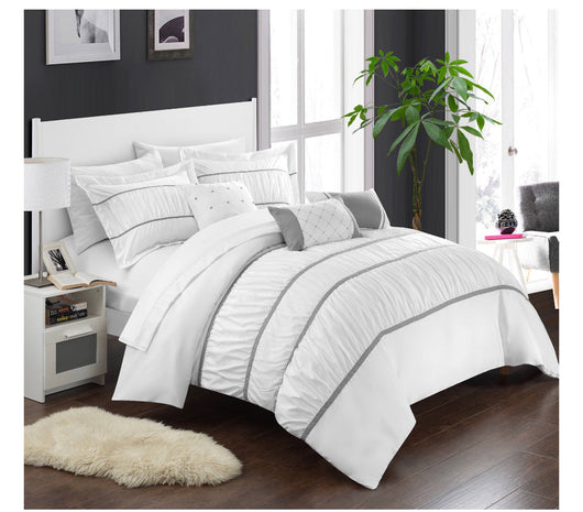 cheryl comforter set king size (new in the bag)