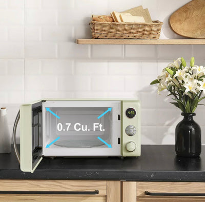 Galanz 0.7 Cu. ft. Retro Countertop Microwave Oven, 700 Watts, Cream Soda White- NEW IN BOX!!!!