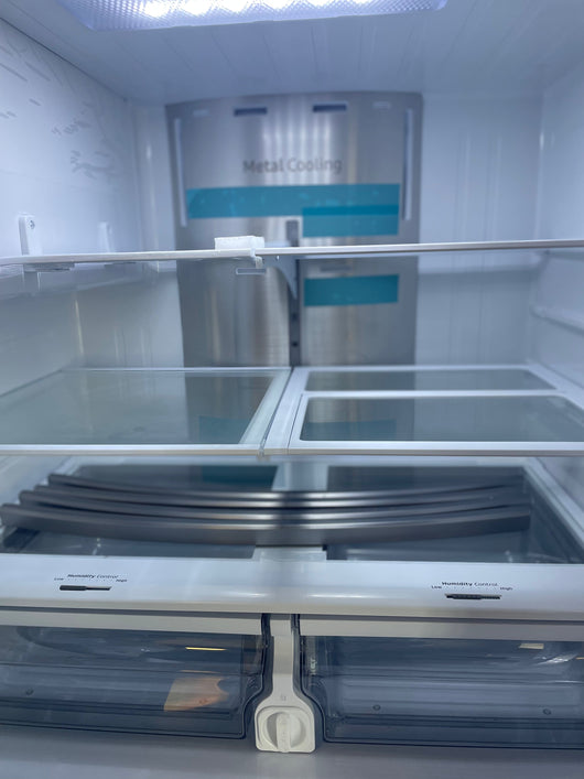 Samsung 28CuFt 4-Door French Door Refrigerator with 21.5in Touch Screen Family Hub!

-Brand new, still cover in factory plastics