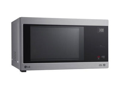 LG Neo Chef 1.5 cu ft Stainless Steel Countertop Microwave - NEW IN BOX!!!