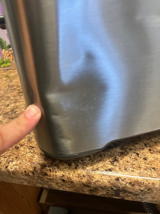 Breville BTA730XL Stainless Steel Long Slot Toaster"The Bit More" 4-Slice Toast- NEW OUT OF BOX! (Some minor dents, works great!)