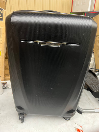 Samsonite Winfield 3 DLX Hardside Expandable Luggage with Spinners, Checked-Medium 25-Inch, Black!! NEW OUT OF BOX(DAMAGED FROM SHIPPING)!!
