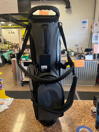 TaylorMade 5.0 ST Stand Bag, Gray!! BRAND NEW!!