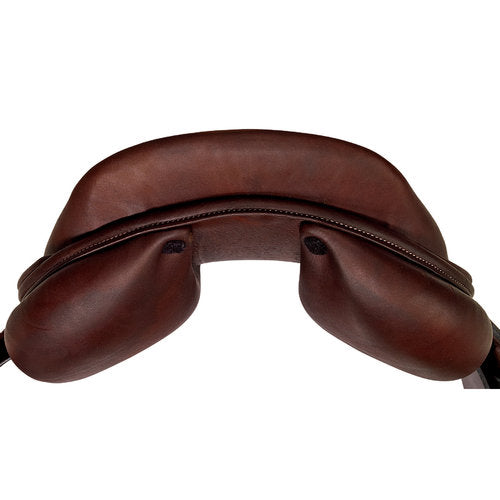 Circuit Premier CL Saddle brand new with cover