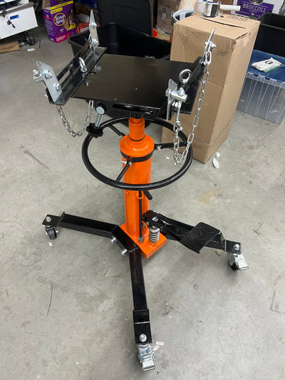 VEVOR Transmission Jack,1/2Ton/1100lbs Capacity Hydraulic Telescopic Transmission Jack, Orange!! NEW AND ASSEMBLED(SCRATCHED FROM SHIPPING)!!