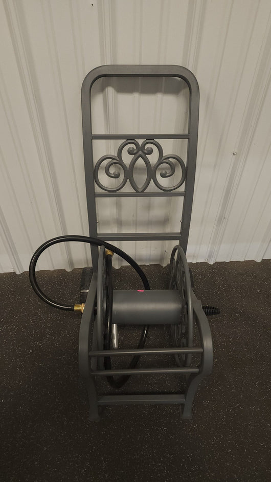 Suncast Hosemobile Elite Metal Decorative Hose Cart!! NEW OUT OF BOX!!