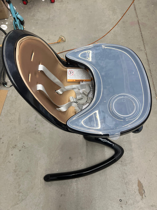 Hot Mom Baby High Chair with 360°Rotate Function,Adjustable Seat Height/Angle Eating Chair,Black- NEW AND ASSEMBLED! (Foot rest is cracked from shipping but otherwise item is perfect)