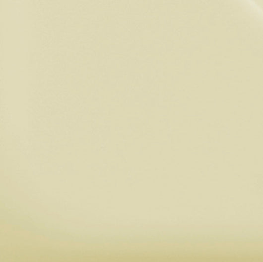 Galanz 0.7 Cu. ft. Retro Countertop Microwave Oven, 700 Watts, Cream Soda White- NEW IN BOX!!!!