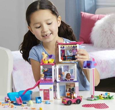Mega Barbie Color Reveal Building Toys Dreamhouse with 30+ Surprises, 5 Micro Dolls and 6 Pets, Ages 4 and up- NEW IN BOX!!!!
