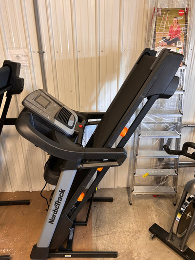 NordicTrack T Series Treadmills T 7.5 S!  -Brand new and assembled (Missing Manual book)
