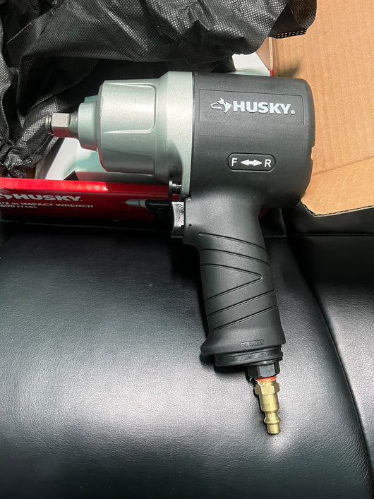 Husky 800 ft./lbs. 1/2 in. Impact Wrench!! USED ONCE, VERY CLEAN!!